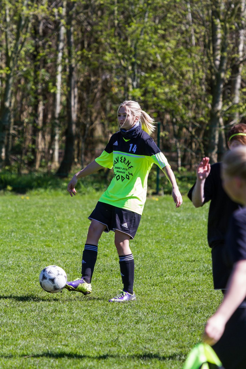 Bild 73 - Frauen SV Frisia 03 Risum Lindholm - Heider SV : Ergebnis: 8:0